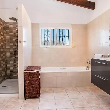 Abahana Villas Cielo *